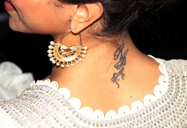 Deepika Padukone had initials of her ex-paramour Ranbir Kapoor printed on her neck